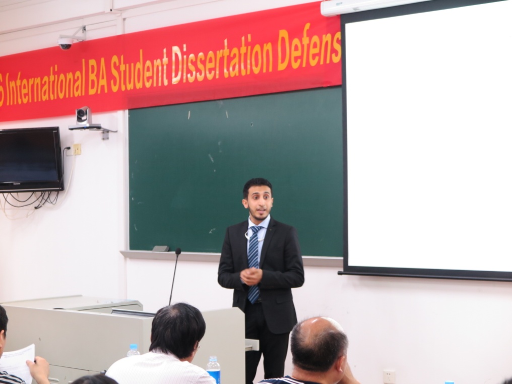 答辩学生SALAH(也门)