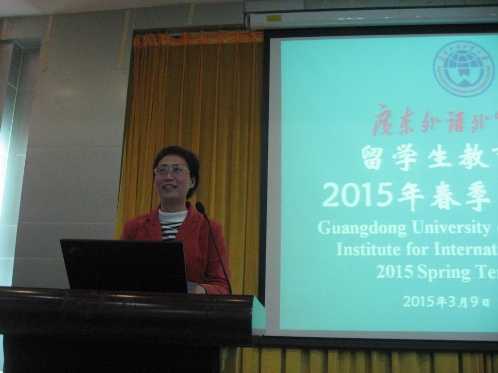 教师代表李秀坤老师讲话