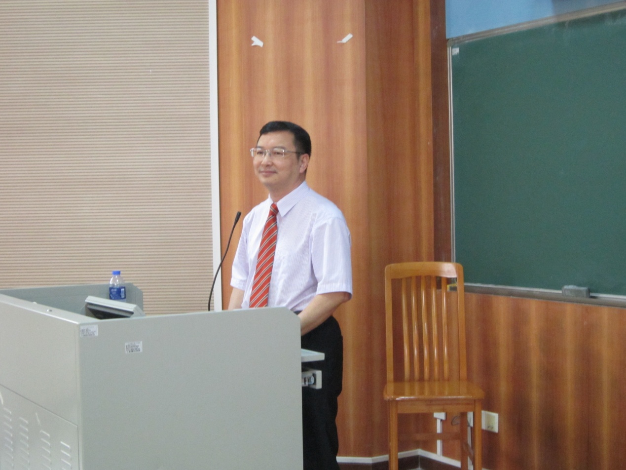 留学生教育学院院长梁学宏致欢迎词