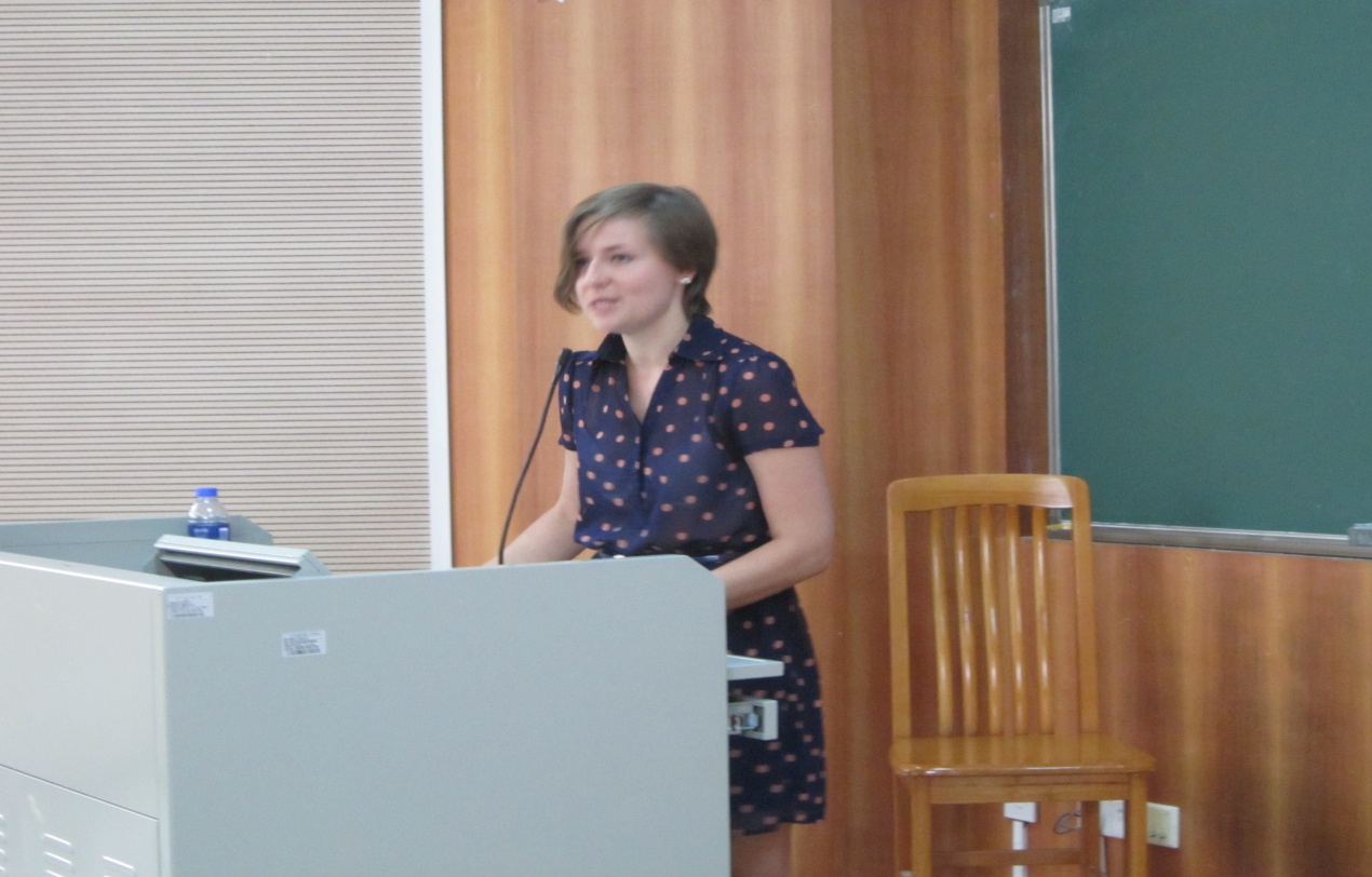 俄罗斯乌拉尔联邦大学孔子学院夏令营领队老师亚历山德拉发言